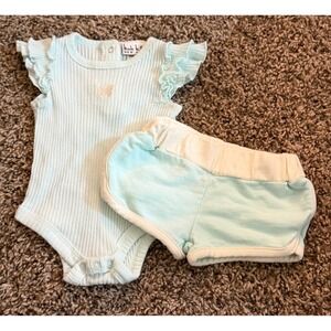 Nicole Miller of NY-Carter's Light Blue Summer Bodysuit & Shorts 0-3 Months